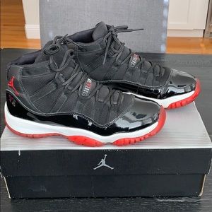 Jordan 11 Breds size 6y or 7.5 women